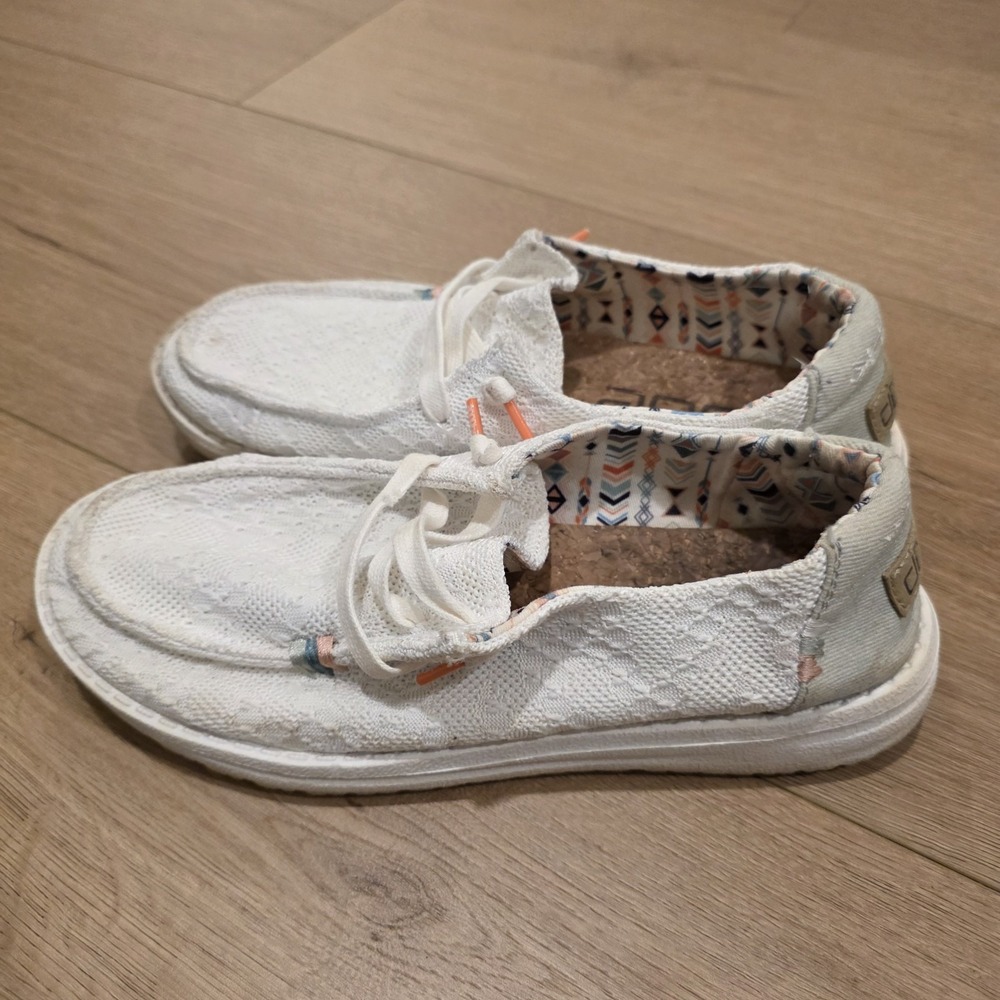 Hey Dude Shoes Womens 7 White Wendy Boho Crochet Moc Toe Sneakers Fabric Casual - Picture 3 of 6